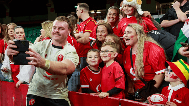 Wales Achieve Bare Minimum: Cue The Celebrations